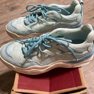 Ulta Cush Vans Varix WC Uni-Sex